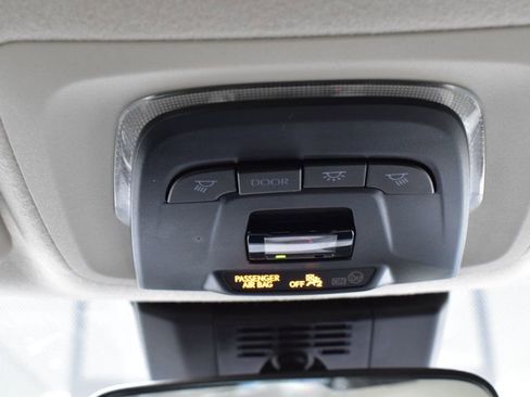 Used 2024 Toyota Corolla LE FWD image 31