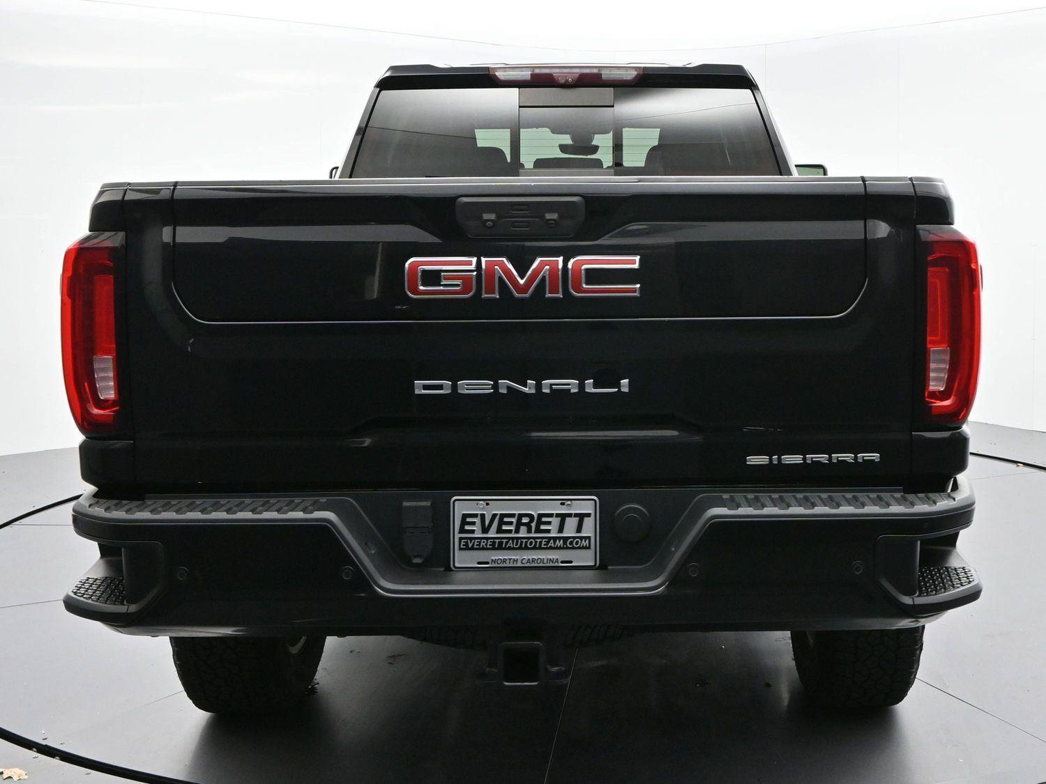 Used 2020 GMC Sierra 2500 Denali w/ Denali Ultimate Package AWD/4WD image 6