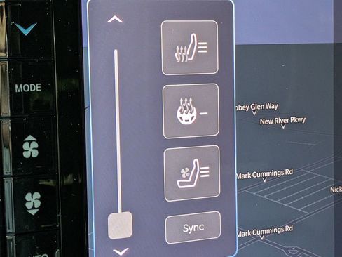 Used 2023 RAM 1500 Laramie AWD/4WD image 23