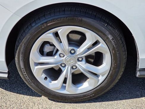 Used 2025 Honda Accord LX image 18
