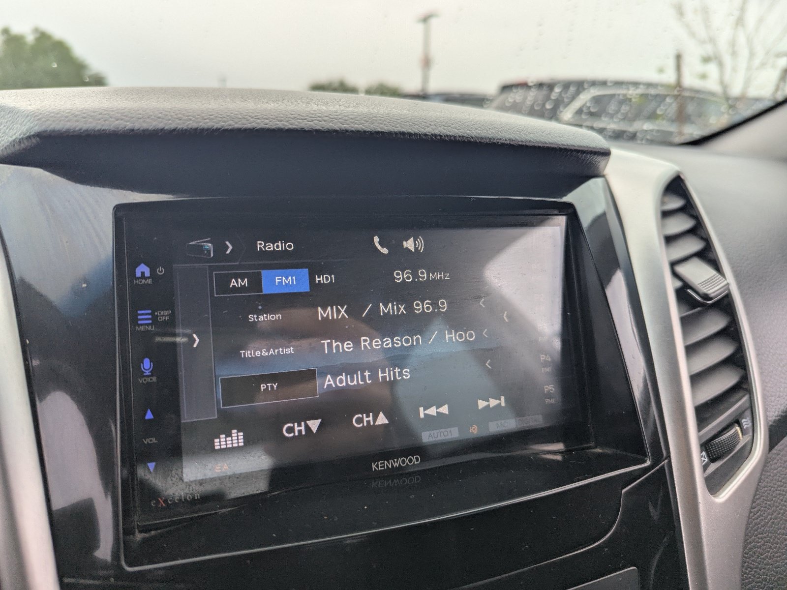 Used 2016 Hyundai Elantra GT FWD image 24