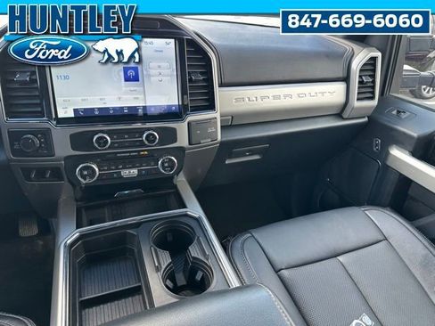Used 2022 Ford F350 Lariat w/ Black Appearance Package AWD/4WD image 12