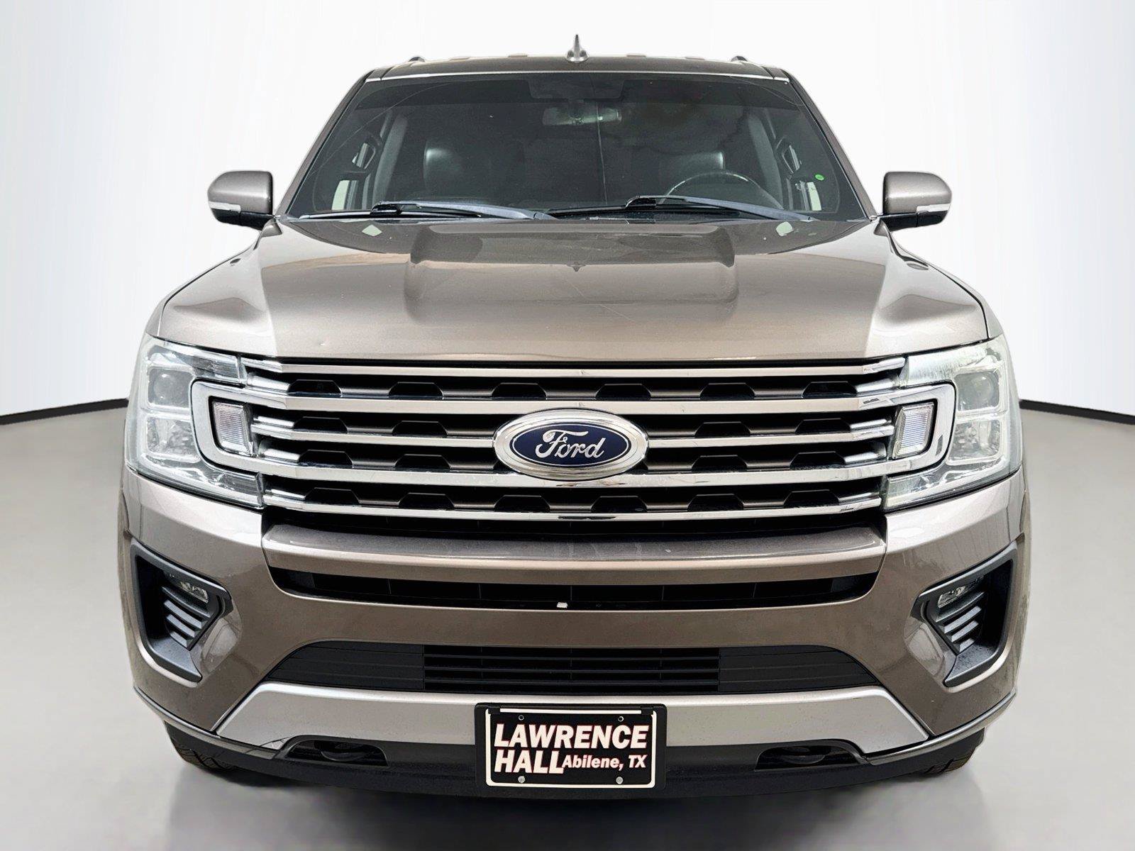 Used 2019 Ford Expedition Max XLT w/ Equipment Group 202A AWD/4WD image 2