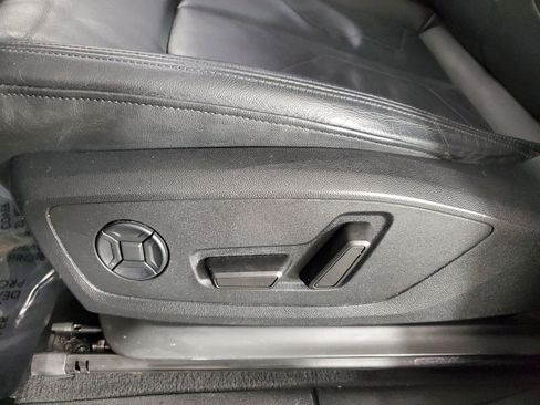 Used 2020 Audi Q3 2.0T Premium w/ Convenience Package image 29