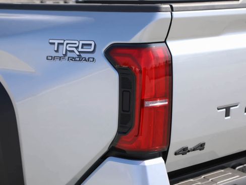 New 2026 Toyota Tacoma TRD Off-Road AWD/4WD image 9