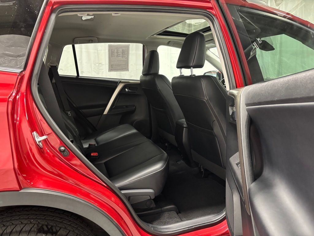 Used 2015 Toyota RAV4 Limited w/ Technology Package AWD/4WD image 49