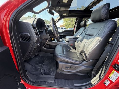 Used 2019 Ford F150 XLT w/ Equipment Group 302A Luxury AWD/4WD image 13
