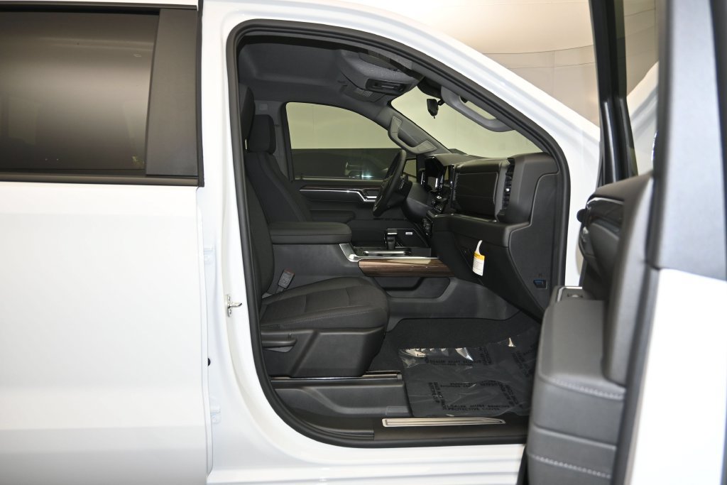 New 2026 Chevrolet Silverado 1500 RST w/ Safety Package AWD/4WD image 27
