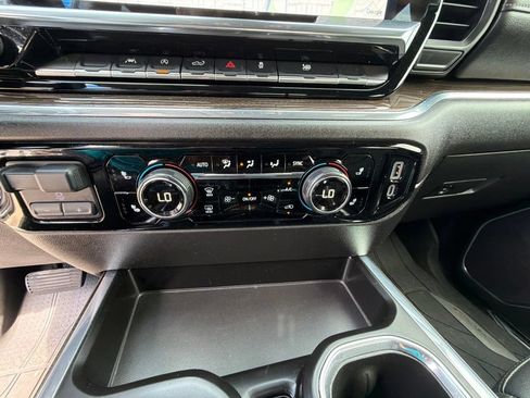 Used 2024 Chevrolet Silverado 1500 RST w/ Redline Edition AWD/4WD image 32