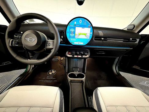 Certified 2025 MINI Cooper S image 14