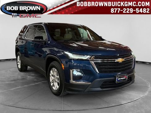 Used 2022 Chevrolet Traverse LS AWD/4WD image 1