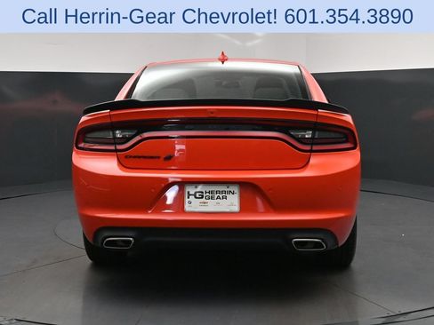 Used 2022 Dodge Charger SXT w/ Blacktop Package AWD/4WD image 6