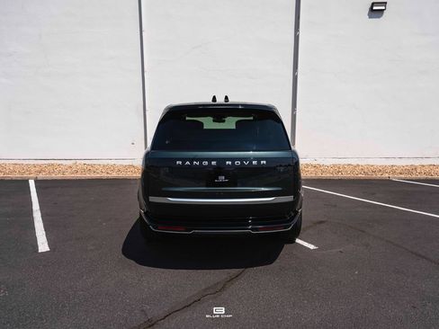 Used 2025 Land Rover Range Rover Long Wheelbase Autobiography AWD/4WD image 19