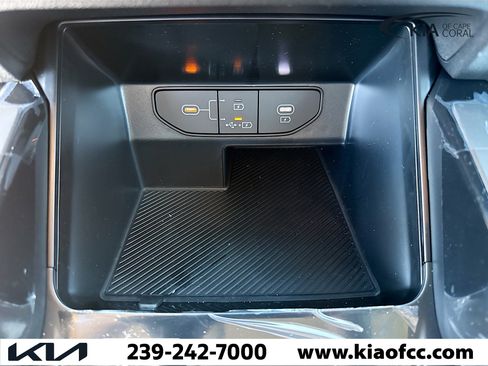 New 2026 Kia Sorento LX image 29