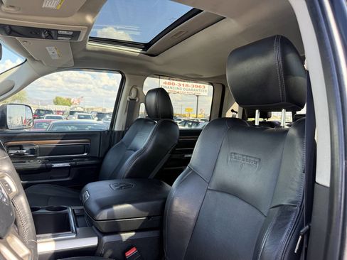 Used 2015 RAM 3500 Laramie image 17