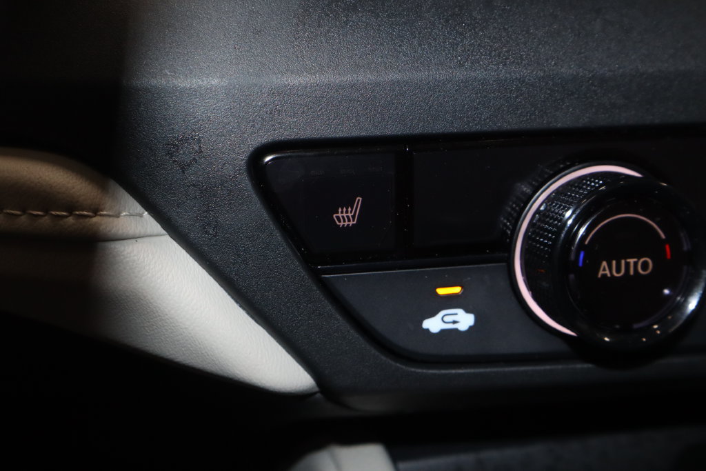 Used 2023 Honda Accord EX image 28