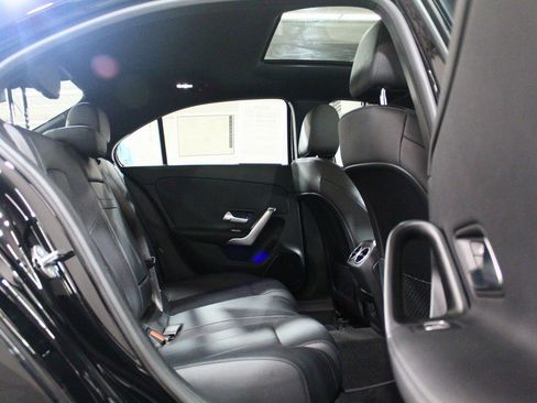 Used 2022 Mercedes-Benz A 220 4MATIC image 25