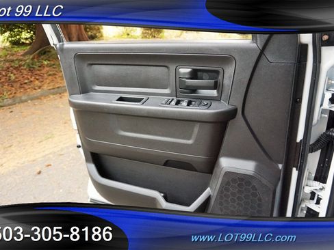Used 2016 RAM 3500 Tradesman image 26