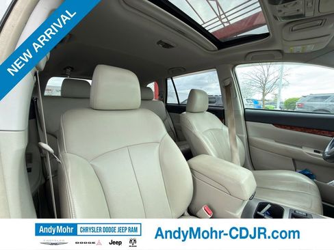 Used 2011 Subaru Outback 2.5i Limited image 32