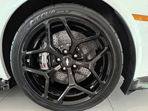 Used 2014 Chevrolet Camaro Z/28 RWD image 14