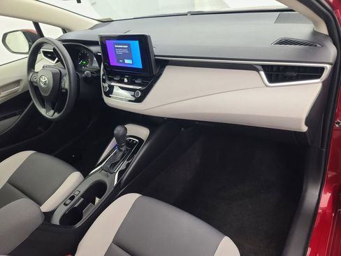 Used 2023 Toyota Corolla LE image 16