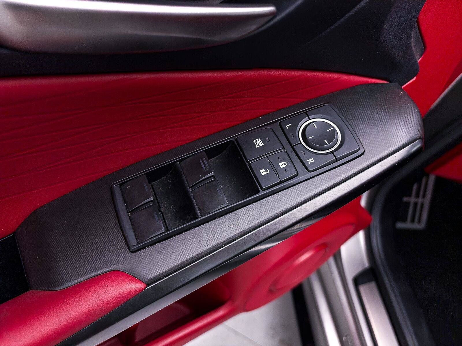 Used 2023 Lexus IS 350 F Sport RWD image 17
