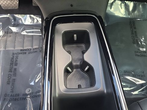 Certified 2023 Volkswagen ID.4 Pro S Plus AWD/4WD image 23