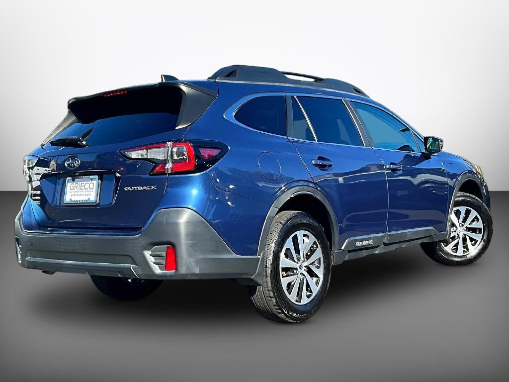 Used 2022 Subaru Outback Premium AWD/4WD image 7