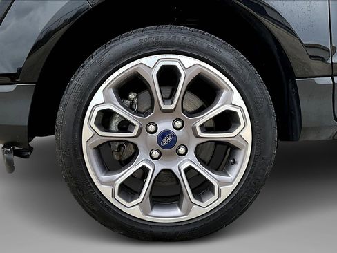 Used 2021 Ford EcoSport Titanium image 9
