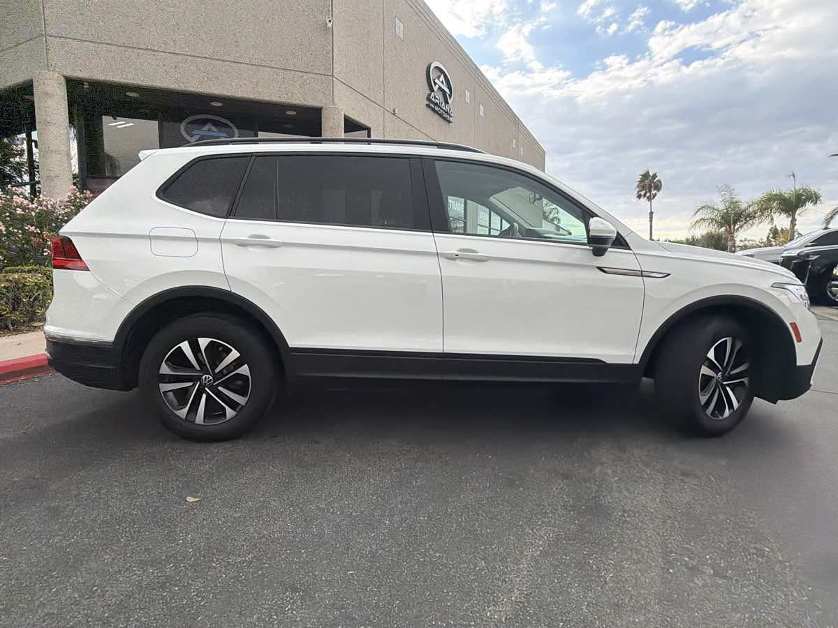 Used 2022 Volkswagen Tiguan S FWD image 4