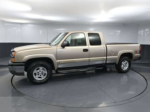 Used 2004 Chevrolet Silverado 1500 4x4 Extended Cab w/ Light Duty Power Package image 7