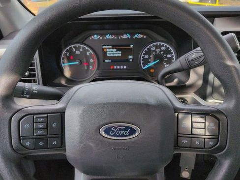 Used 2024 Ford F250 XL w/ XL Chrome Package image 25