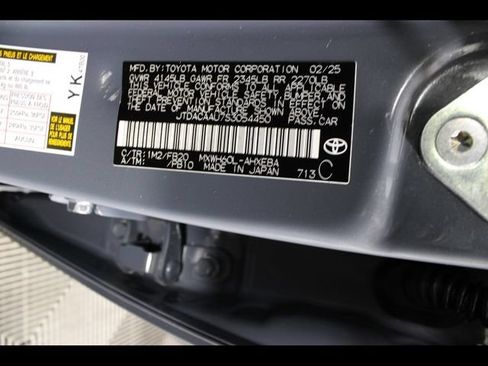 Used 2025 Toyota Prius LE FWD image 25