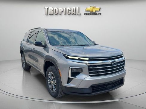 New 2026 Chevrolet Traverse LT FWD image 4