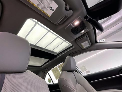 Used 2024 Toyota Camry XSE image 24