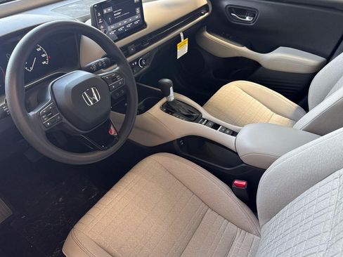 New 2027 Honda HR-V LX image 4
