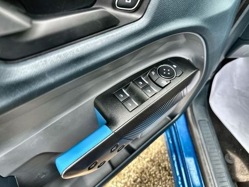 Used 2025 Ford Maverick Lobo AWD/4WD image 18