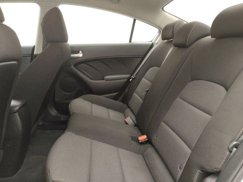 Used 2017 Kia Forte LX FWD image 18