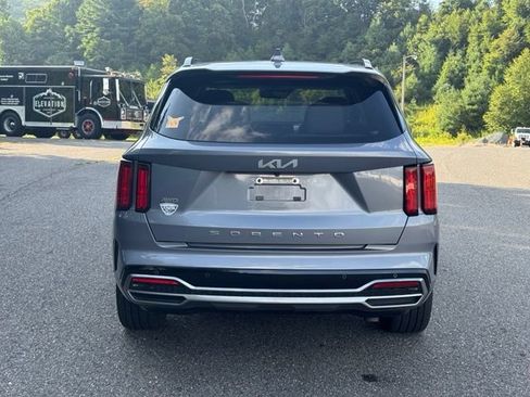 Used 2022 Kia Sorento SX AWD/4WD image 6