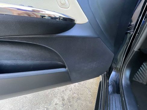 Used 2016 Toyota Avalon Touring image 25