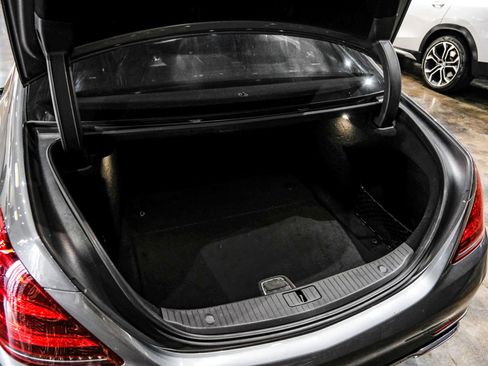 Used 2018 Mercedes-Benz S 560 4MATIC Sedan image 49