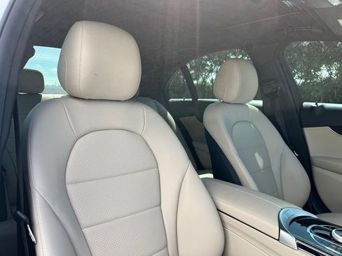 Used 2018 Mercedes-Benz C 300 4MATIC Sedan image 28