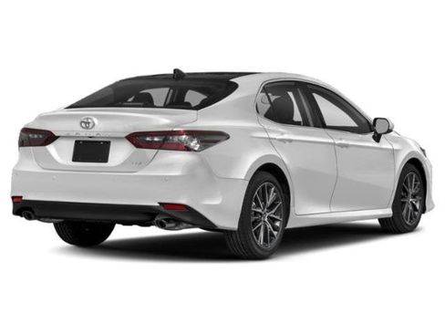 Certified 2024 Toyota Camry XLE FWD image 7