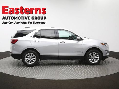 Used 2019 Chevrolet Equinox LT w/ Driver Convenience Package AWD/4WD image 43