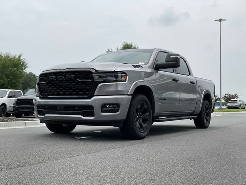 Used 2025 RAM 1500 Big Horn AWD/4WD image 1