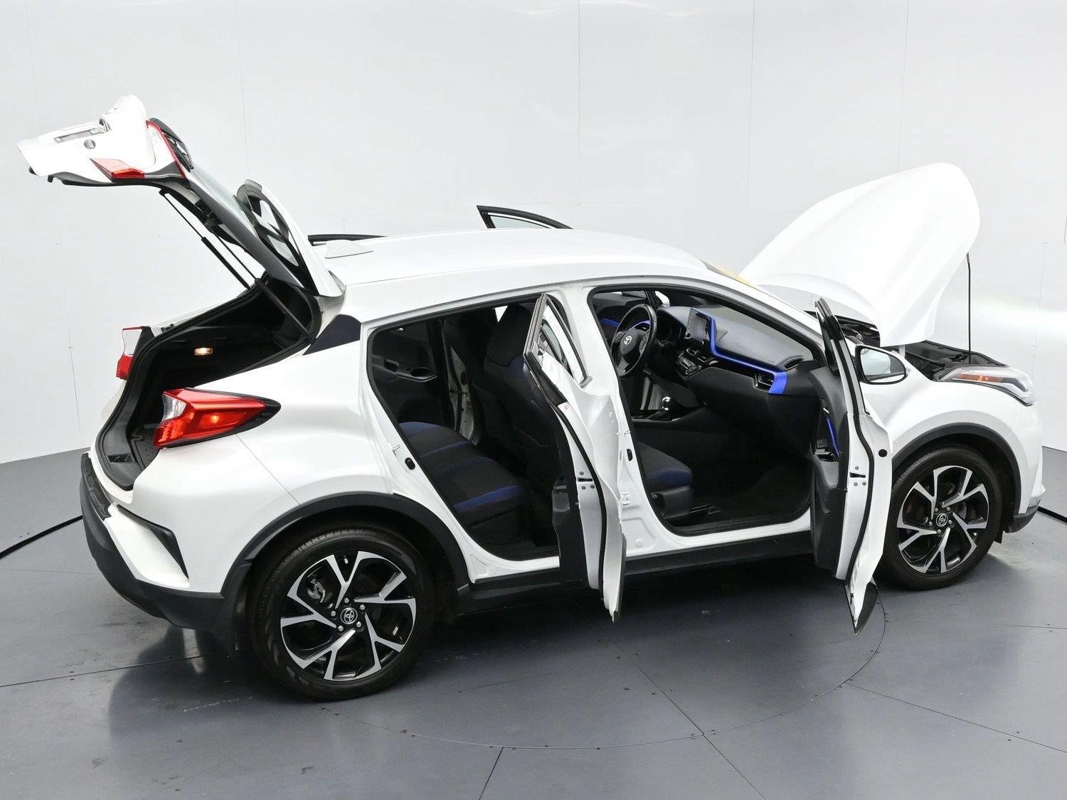 Used 2022 Toyota C-HR XLE FWD image 36