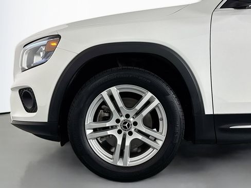 Certified 2023 Mercedes-Benz GLB 250 image 10