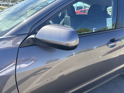 Certified 2022 Honda HR-V LX image 10