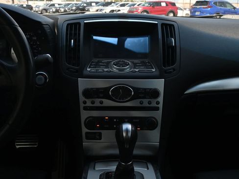 Used 2014 INFINITI Q60 Journey w/ Premium Package RWD image 13