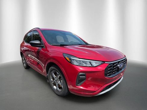 Used 2024 Ford Escape ST-Line w/ Tech Pack #1 FWD image 5